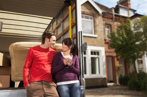 Moving van for flats and houses in Wimbledon